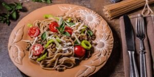 Macarrão Integral com Molho de Tomate